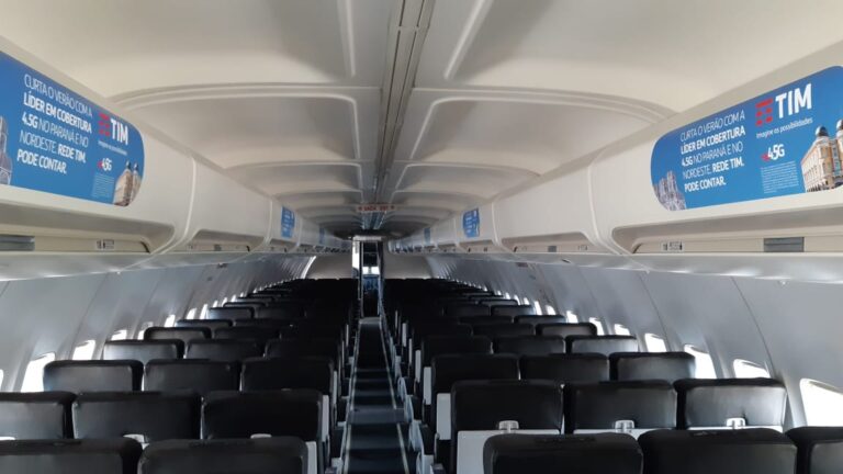 Midia em aeronave TIM - corredor