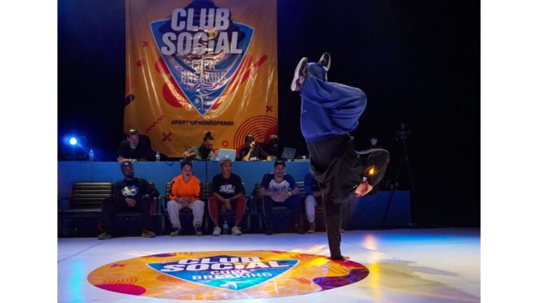 club_social_