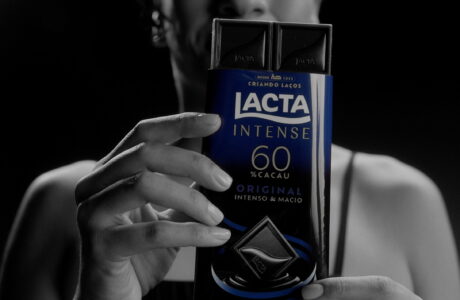 lacta_intense