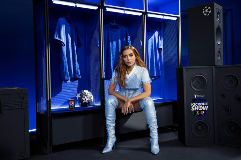 pepsi-anitta