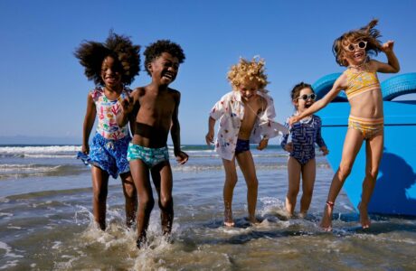 Fábula e Hering Kids lançam a coleção Amor do Mar