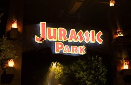 Jurassic Park, atração oficial da Universal Studios, é inaugurado em São Paulo