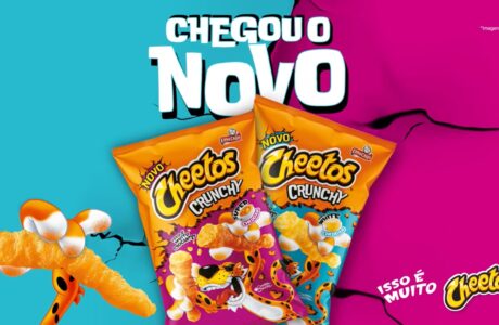 Cheetos Crunchy destaca crocância em primeira campanha no Brasil