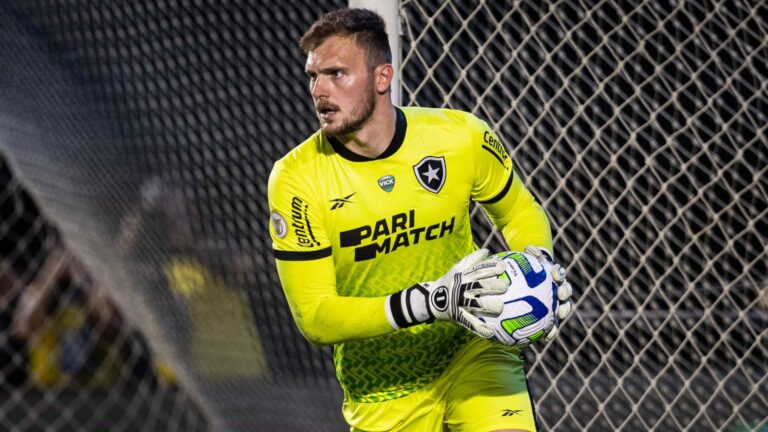 Imagem Lucas Perri, goleiro do Botafogo