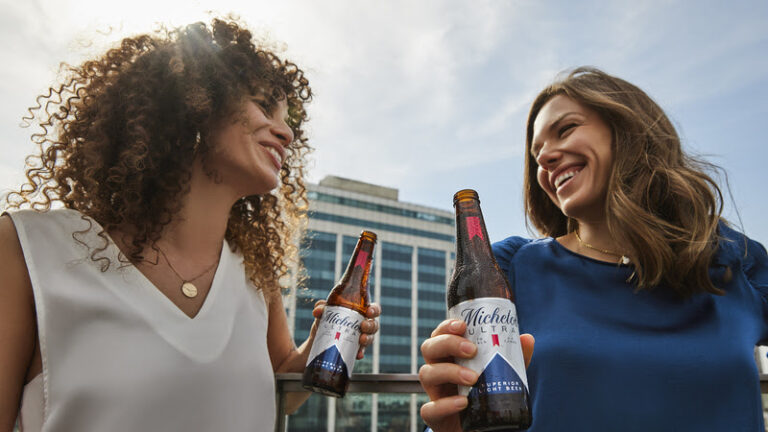 Too good to be True é a nova campanha da GUT para Michelob Ultra