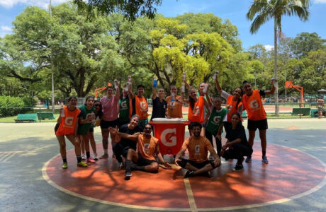 GATORADE® convida Tamires Dias e público para aula de futebol em São Paulo