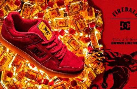 Marcas Fireball e DC Shoes lançam o tênis Red Hot Edition no Brasil