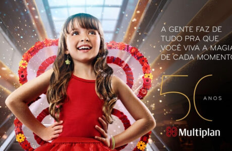 Campanha de 50 anos da Multiplan celebra a magia de cada momento