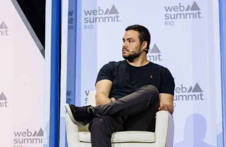 Luccas Neto participa de Web Summit Rio 2024 e conta um pouco sobre a convergência entre conteúdo digitais e televisão