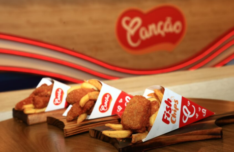 Canção, marca do Grupo GTFoods, lançou linha de empanados de tilápia na APAS Show 2024