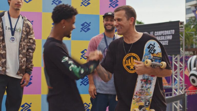 Plutão e Bob