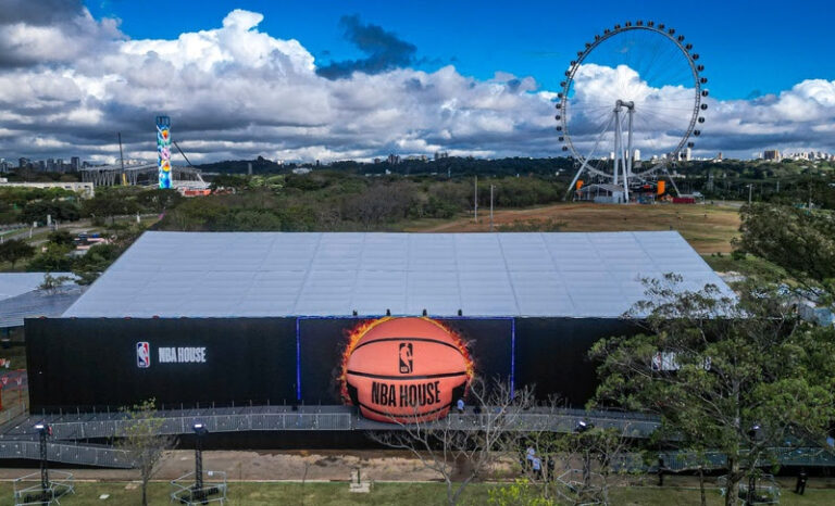 Maior e com mais atrações NBA House é inaugurada para as finais da temporada