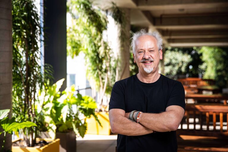 Fernand Alphen, CEO da Fbiz, lança seu novo livro, (1)