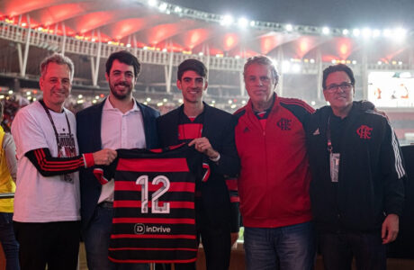 Flamengo e inDrive anunciam parceria para patrocínio das equipes de futebol