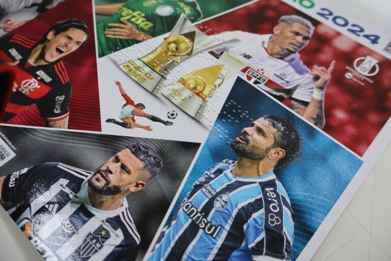 album-panini-divulgacao