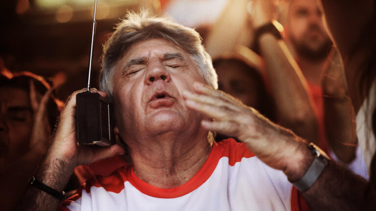 Betano enaltece os torcedores pela “inexplicável paixão pelo futebol”