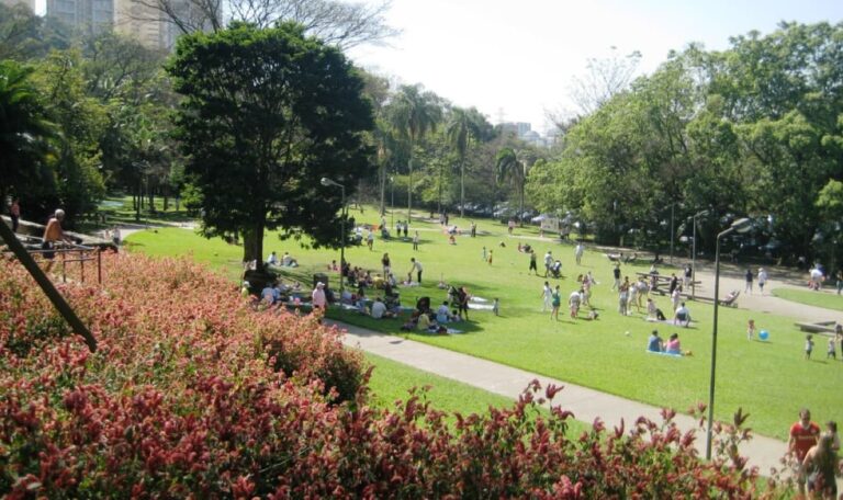 NEOOH implanta DOOH no Burle Marx e reforça presença em parques estratégicos de SP (1)