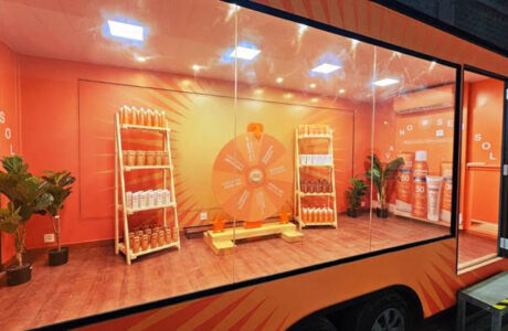 Cenoura&Bronze leva proteção solar às capitais brasileiras com truck e ações promocionais