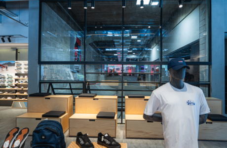 Vans inaugura pista de skate no espaço multicultural, no Largo da Batata