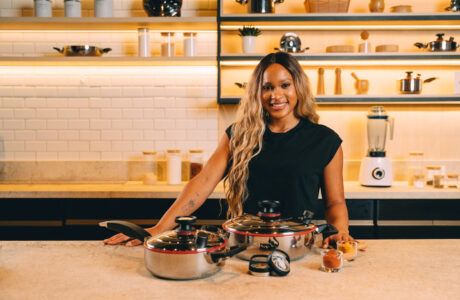 Rebeca Andrade e Royal Prestige® celebram a excelência que une esporte e culinária