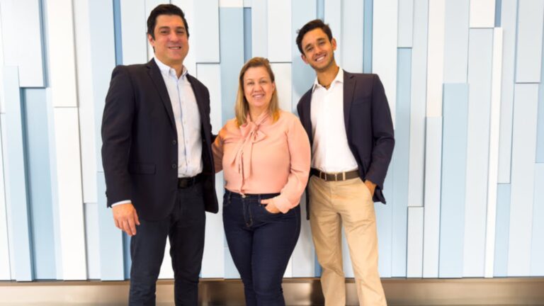 Comitiva da Cory diretor de supply chain, Gabriel Deminice; head de inovação, Elaine Mariano; e o diretor executivo, Felipe Nascimento