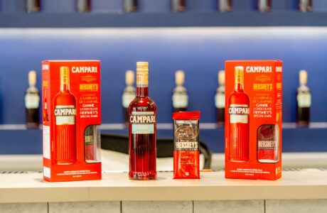 Campari e HERSHEY’S lançam pack promocional de edição limitada (1)