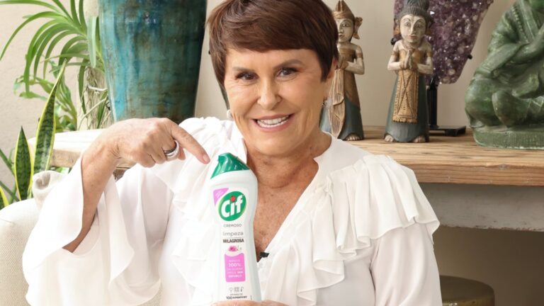 Cif lança SAC dos enrolados com Márcia Sensitiva em ação de Dia dos Namorados