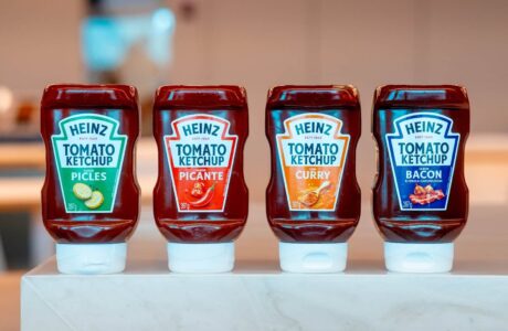 Ketchups saborizados da Heinz ganham nova identidade visual (1)