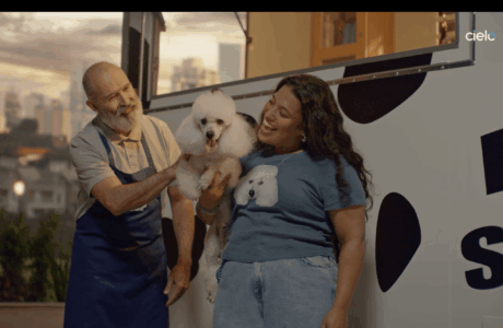 Nova campanha da Cielo “Quem resolve” destaca o apoio da empresa a quem faz o comércio acontecer
