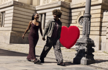 Renner aposta em casais reais em campanha de Dia dos Namorados