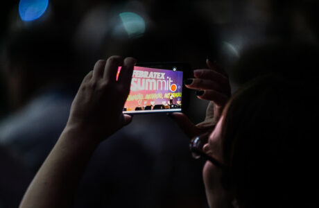 TOTVS impulsiona transformação digital na moda com soluções que integram gestão, vendas e produção