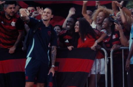 campanha da adidas celebra a força da coletividade no esporte