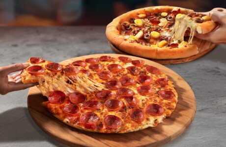 Domino’s oferece 50% de desconto em pizzas salgadas na “Semana Dominada”