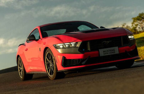 Ford anuncia o lançamento do Mustang Dark Horse no Brasil