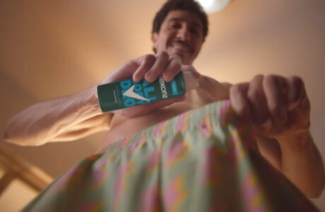 Rexona estreia nova categoria de mercado no país com campanha sobre o desodorante corporal All Body