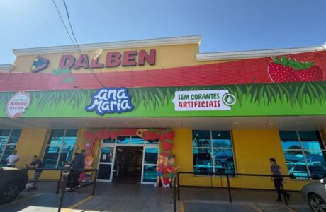 Ana Maria transforma loja em Campinas com o novo sabor morango