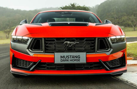 Ford Mustang Dark Horse chega ao Brasil