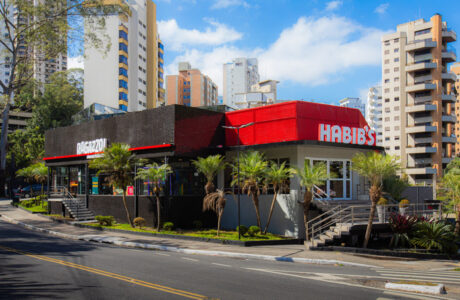 Grupo Habib’s inaugura primeira loja híbrida de Habib’s e Ragazzo no Morumbi