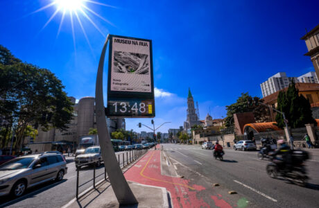 JCDecaux e MIS fazem exposição em relógios de rua no Dia da Fotografia