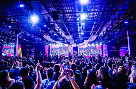 RD Summit 2025 anuncia ‘Palco Diálogos’ com painéis e podcasts ao vivo