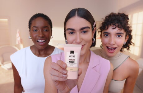 15s_Base_Online_Op1_20250804_ARG.00_00_06_14.Still009 (1)