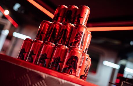 Coca-Cola® e Star Wars se unem para celebrar a conexão e o poder inspirador dos fãs em nova campanha