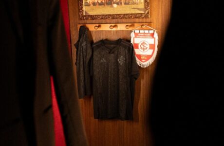 Inter e adidas lançam terceiro uniforme all black em homenagem ao título brasileiro de 1975