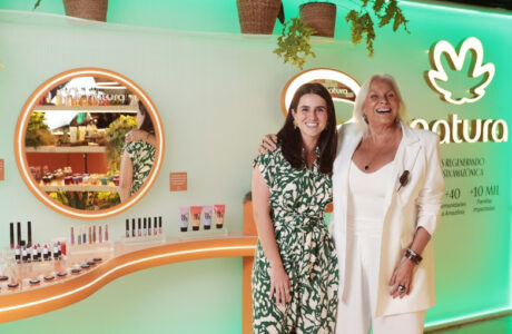 Natura marca presença no Círio de Nazaré e anuncia parceria com Fafá de Belém