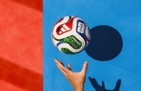 ADIDAS revela a bola oficial da copa do mundo 2026