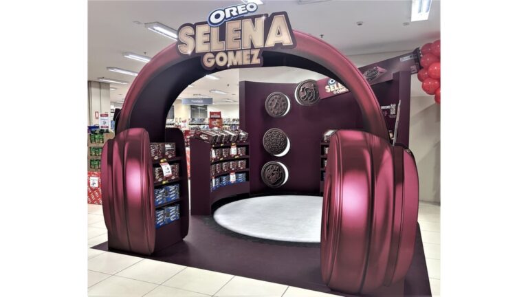 Ações de retail media na Americanas impulsiona vendas do Oreo Selena Gomez
