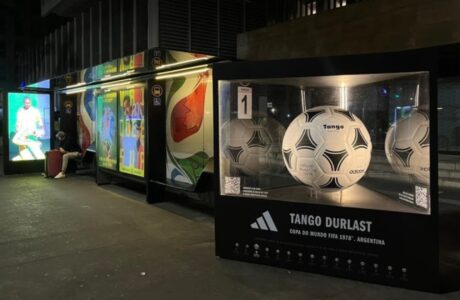 Adidas e Eletromidia transformam Av. Paulista em museu a céu aberto com ativação de OOH