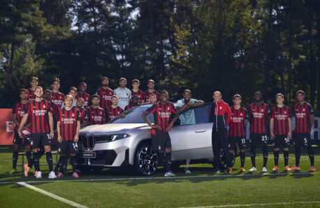 BMW leva Neue Klasse para elenco do AC Milan