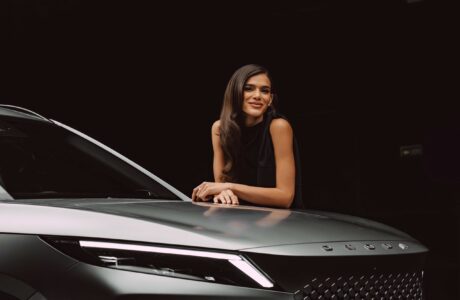 Bruna Marquezine é a nova embaixadora da Omoda no Brasil