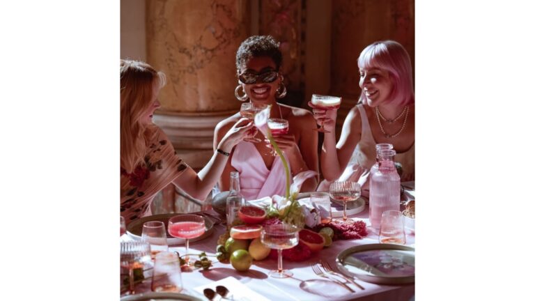 Brutal Fruit lança plataforma global “Pink Table”